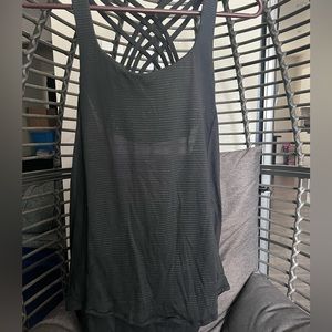 Lululemon tank with built in bra
